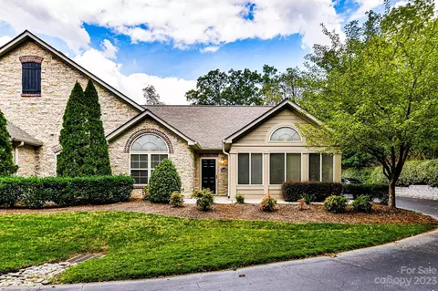 2608 Polo Club Blvd, Matthews, NC 28105
