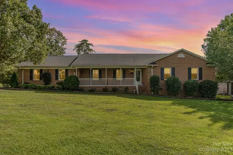 6720 County Line Rd, Mount Pleasant, NC 28124