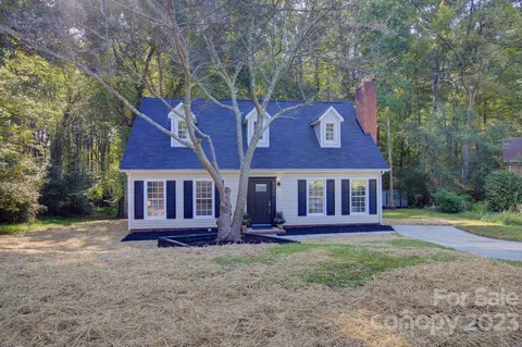 6500 Lantern Ct, Charlotte, NC 28227