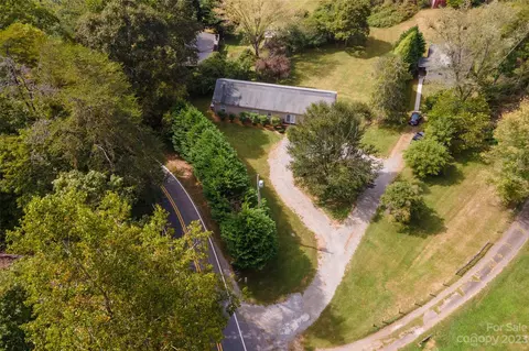 407 Monteith Gap Rd, Cullowhee, NC 28723 photo 3