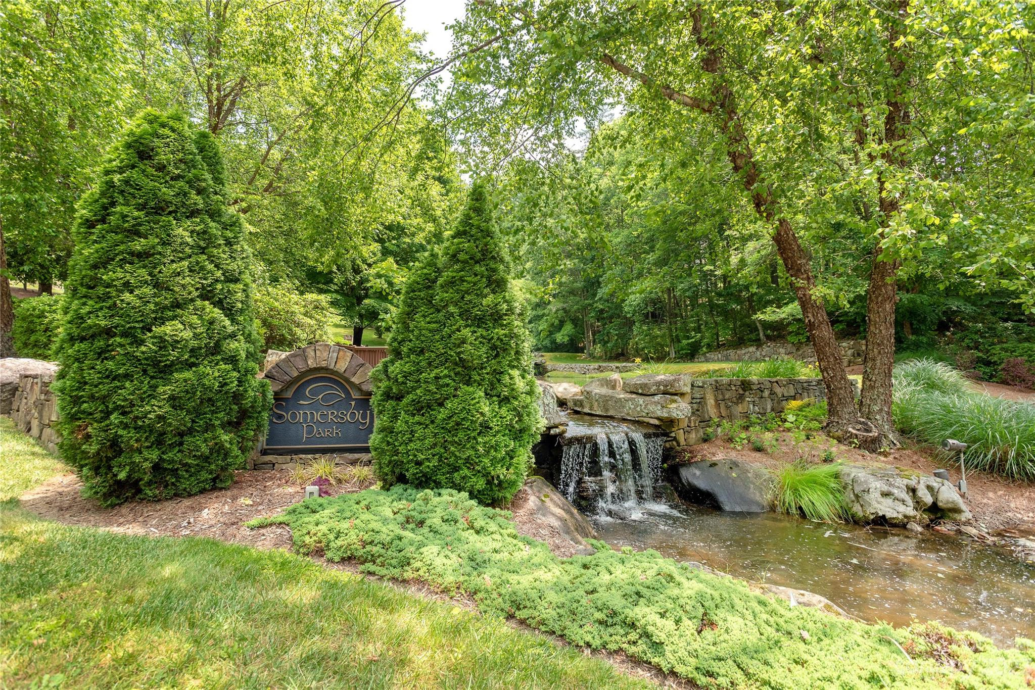 146 Ivywood 6r Ln Unit 6R  