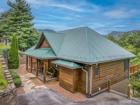 237 Sidney Lanier Dr, Lake Lure, NC 28746