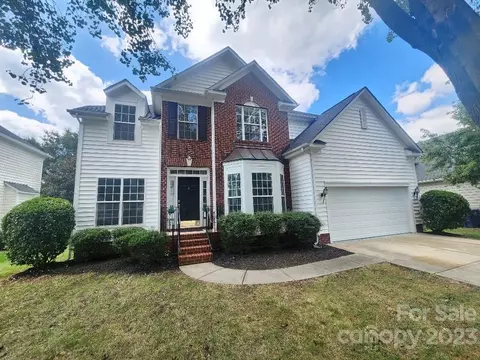 9002 Tintinhull Ln, Waxhaw, NC 28173