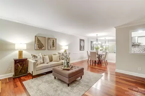 3903 Colony Crossing Dr, Charlotte, NC 28226