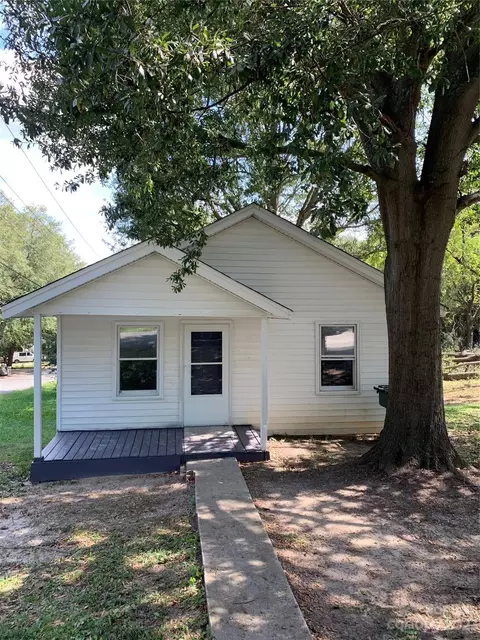 612 Scruggs St, Gastonia, NC 28052