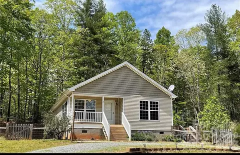 5699 Golden Woods Way, Morganton, NC 28655