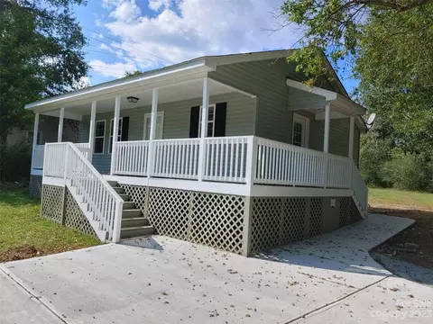 205 Flat Rock St, Clover, SC 29710