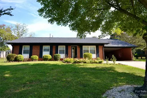 712 Pinehurst St, Salisbury, NC 28144 photo 3