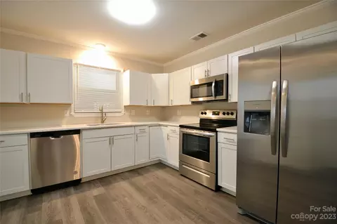 712 Pinehurst St, Salisbury, NC 28144 photo 5
