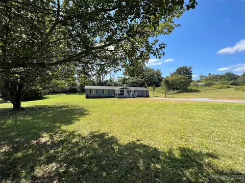 138 Kanaan Dr, Rutherfordton, NC 28139