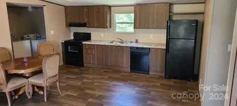Kitchen - 4871 Scott Rd, Morganton, NC 28655 photo 1 of 1