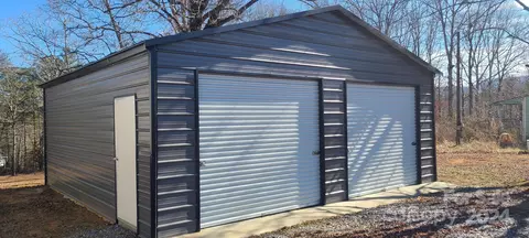 Exterior - 4871 Scott Rd, Morganton, NC 28655 photo 2 of 12