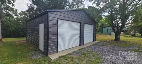 Exterior - 4871 Scott Rd, Morganton, NC 28655 photo 11 of 12