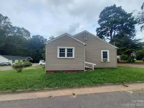 3061 Reid Ave, Charlotte, NC 28208