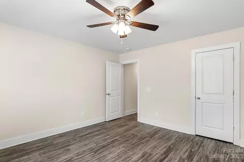 2044 Lakeside Ln, Conover, NC 28613 photo 16