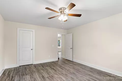 2044 Lakeside Ln, Conover, NC 28613 photo 18