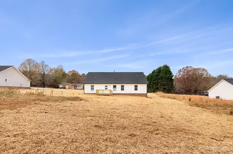 2044 Lakeside Ln, Conover, NC 28613 photo 35