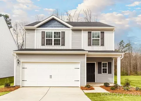 3003 Crescent Lake Ln, Charlotte, NC 28214