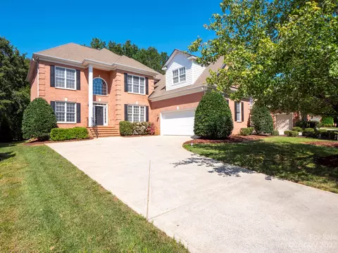 11849 James Richard Dr, Charlotte, NC 28277
