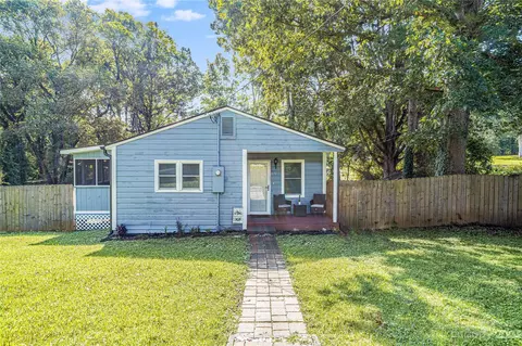 608 E Chestnut St, Stanley, NC 28164