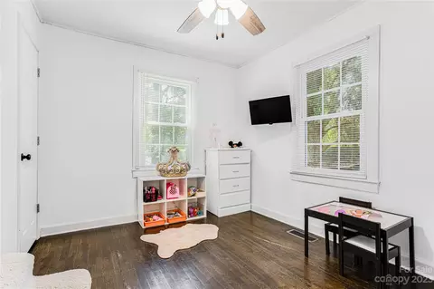 608 E Chestnut St, Stanley, NC 28164 photo 9