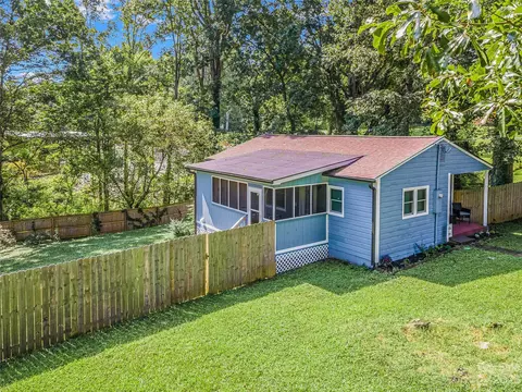 608 E Chestnut St, Stanley, NC 28164 photo 14