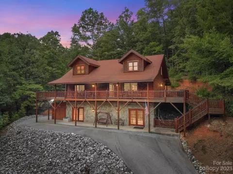 150 S Falls Creek Dr, Lake Lure, NC 28746