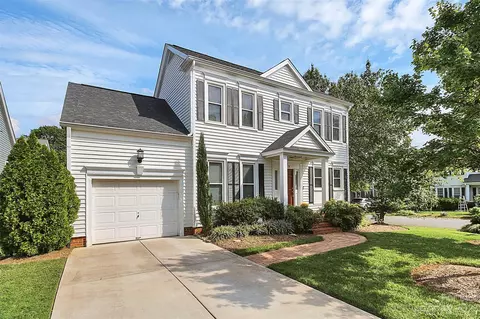 3331 Moores Glen Dr, Charlotte, NC 28209