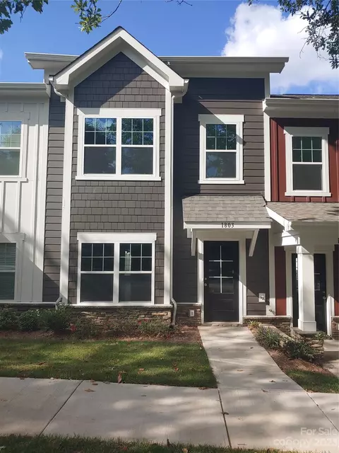 1803 Edgewater Nw Dr NW, Conover, NC 28613