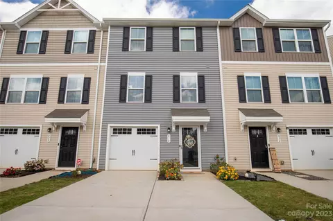 818 Renee Ave, Fort Mill, SC 29715