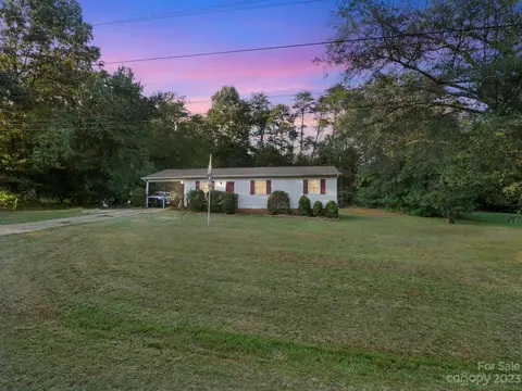 452 Bob Rollins Rd, Forest City, NC 28043