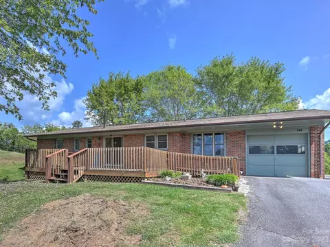146 Old Rd, Marshall, NC 28753 photo 3