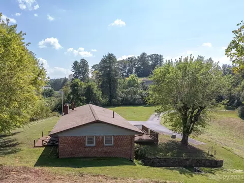146 Old Rd, Marshall, NC 28753 photo 7