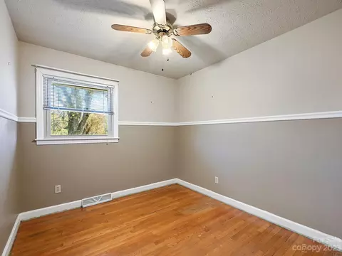 146 Old Rd, Marshall, NC 28753 photo 18