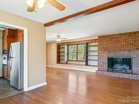 146 Old Rd, Marshall, NC 28753 photo 13