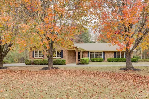 2999 Glenstone Dr, Rock Hill, SC 29730