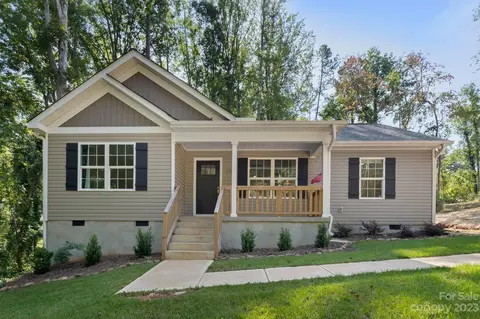 228 Parkland Dr, Forest City, NC 28043