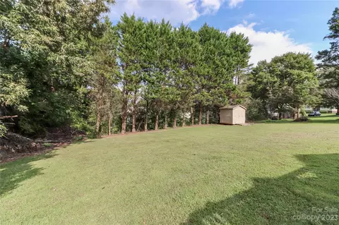 3848 River Rd, Hickory, NC 28602 photo 35