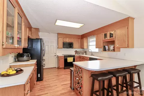 3848 River Rd, Hickory, NC 28602 photo 12