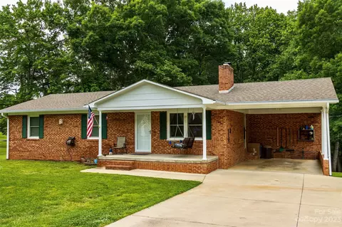 406 Keener Acres St, Lincolnton, NC 28092