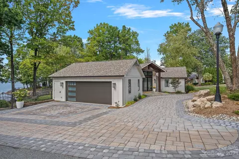 20701 Pointe Regatta Dr, Cornelius, NC 28031 photo 38