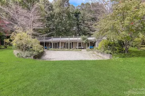 1982 Jeter Mountain Rd, Hendersonville, NC 28739