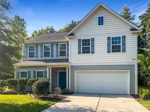 2352 Lake Vista Dr, Mount Holly, NC 28120