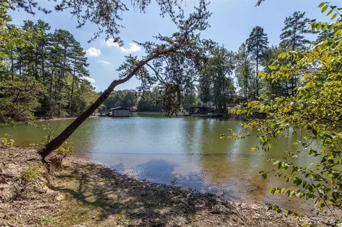 16034 River Tree Ln, Charlotte, NC 28278