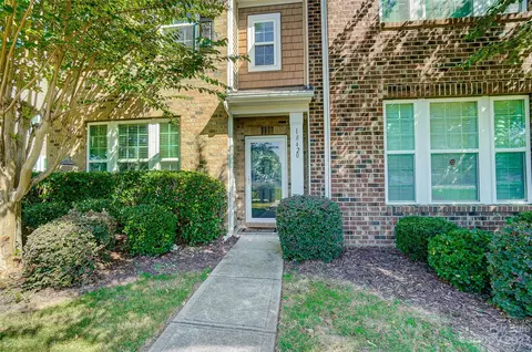 18420 W Catawba Ave, Cornelius, NC 28031