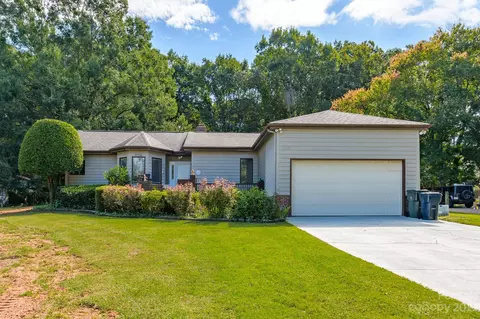 21316 Sandy Cove 3 Rd #3, Cornelius, NC 28031