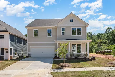 124 Baucom St, Charlotte, NC 28216