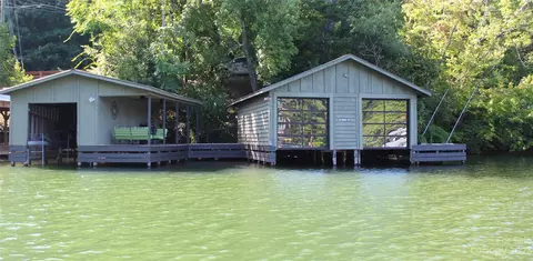 2106 Memorial Hwy, Lake Lure, NC 28746
