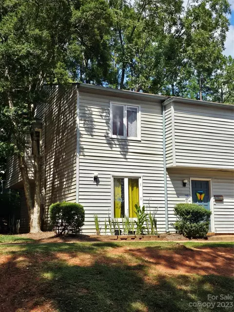 2005 Stoney Point 10 Ln #10, Charlotte, NC 28210