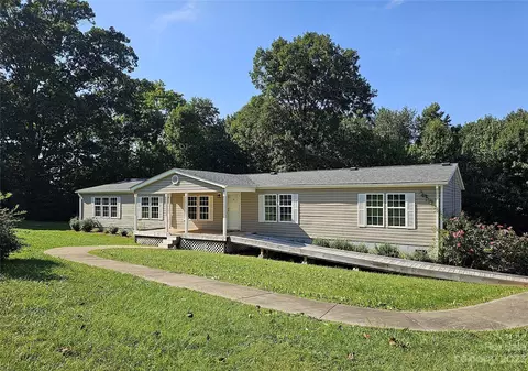 1241 Harrison Carswell Ave, Morganton, NC 28655